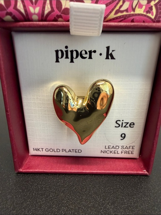 Piper K Jewelry - Piper K | Gold-Tone Hammered Heart Ring | Size 9